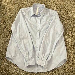 Lululemon periwinkle button down